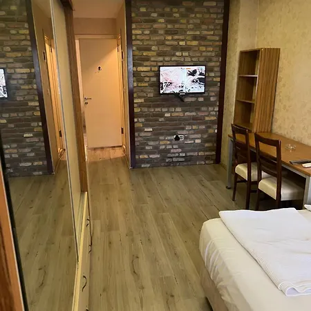 Aparthotel Apart 1 *